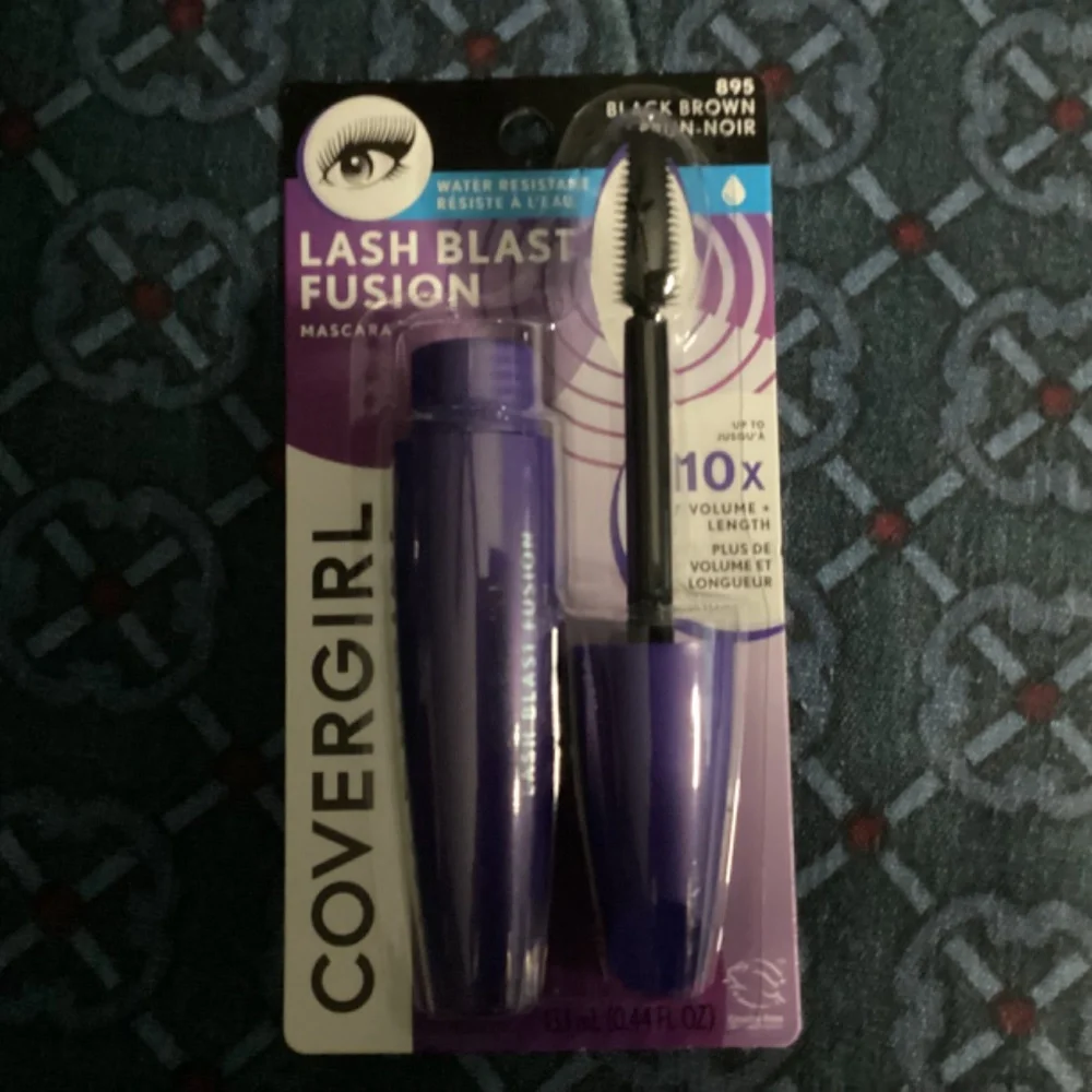 Rommel London Stay Matte foundation & Covergirl Lash Blast Mascara (2 for $20)